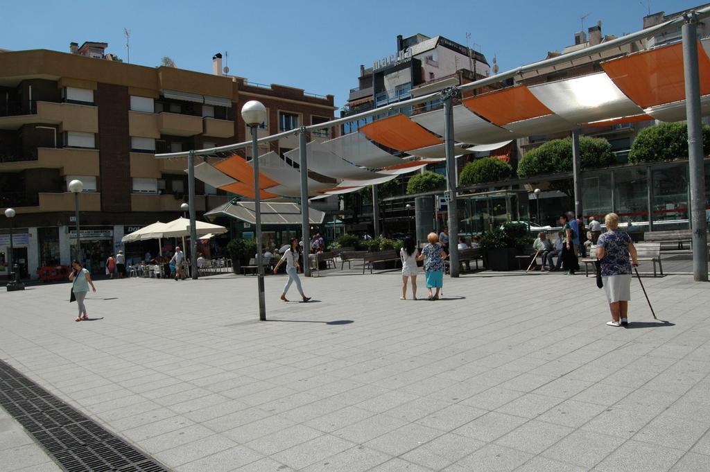 הוספיטלט דה יוברגאט Bcn4Days Apartments מראה חיצוני תמונה
